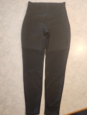 SPANX Black Textured Fabric Activewear Top